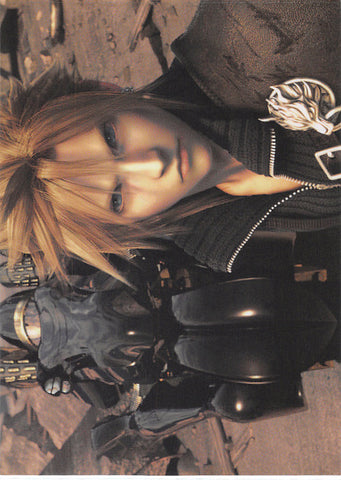Final Fantasy Art Museum Trading Card - 1-077 Normal Art Museum Final Fantasy VII Anniversary Digital Plus Advent Children: KEY Visual 5 (Cloud Strife) - Cherden's Doujinshi Shop - 1