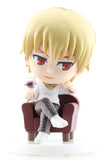 fate/zero-ichiban-kuji-premium-part-2-g-prize-kyun-chara:-archer-gilgamesh - 10