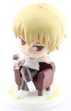 fate/zero-ichiban-kuji-premium-part-2-g-prize-kyun-chara:-archer-gilgamesh - 11