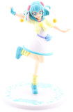 glitter-force-star-twinkle-precure-cutie-figure-2-special-set-version:-2.-lala-hagoromo-cure-milky - 3