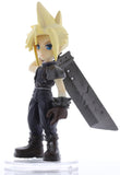 final-fantasy-7-trading-arts-mini-vol-1:-cloud-strife-cloud-strife - 3