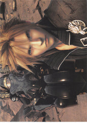 Final Fantasy Art Museum Trading Card - 1-077 Normal Art Museum Final Fantasy VII Anniversary Digital Plus Advent Children: KEY Visual 5 (Cloud Strife) - Cherden's Doujinshi Shop - 1